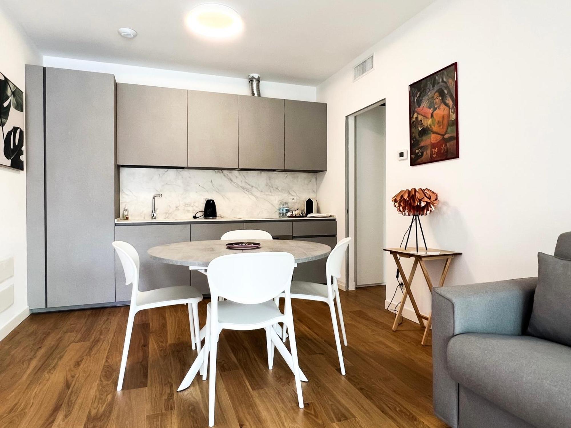Comecasa Modern Terraced & Palestra Apartment 밀라노 외부 사진