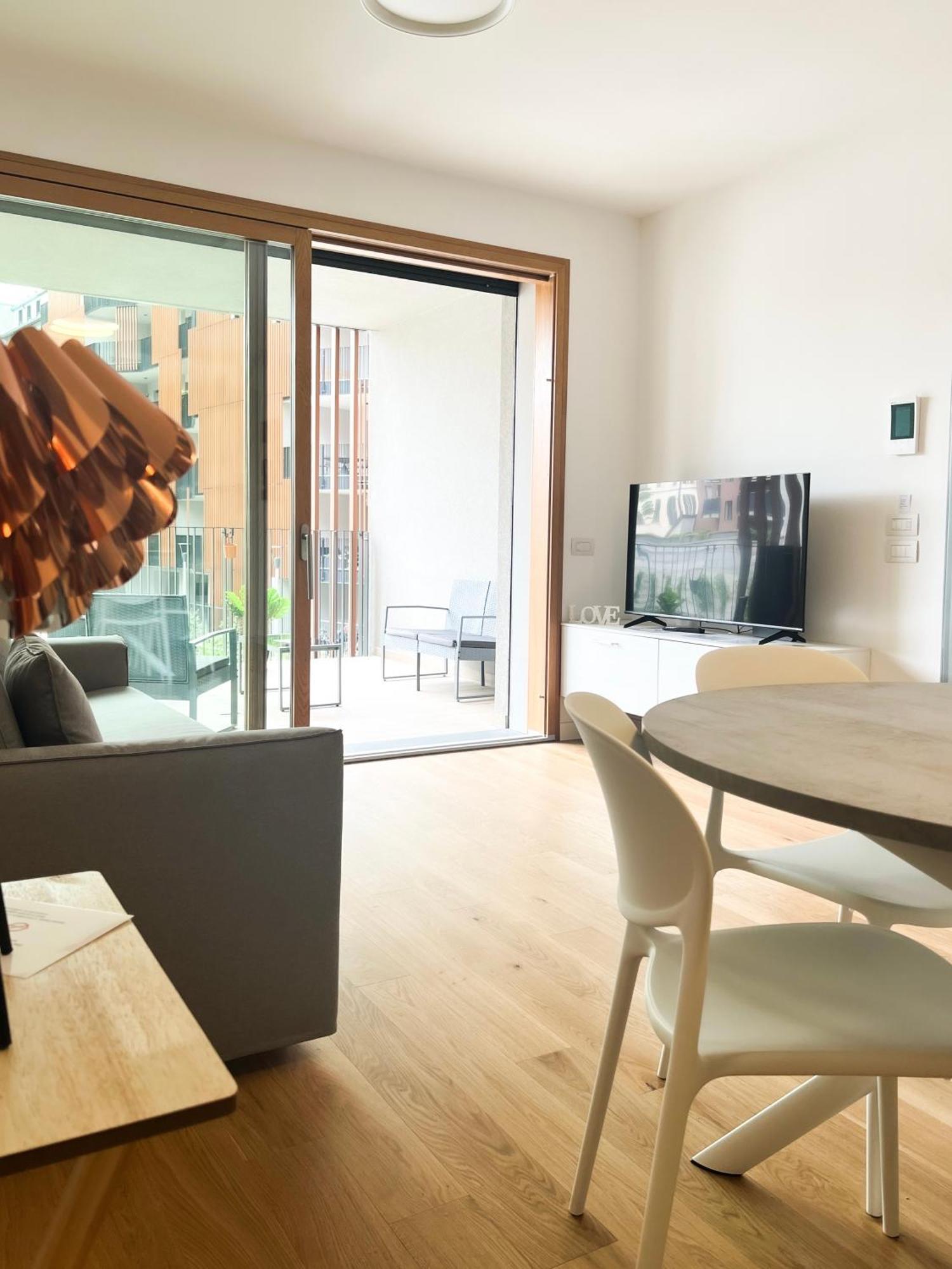 Comecasa Modern Terraced & Palestra Apartment 밀라노 외부 사진